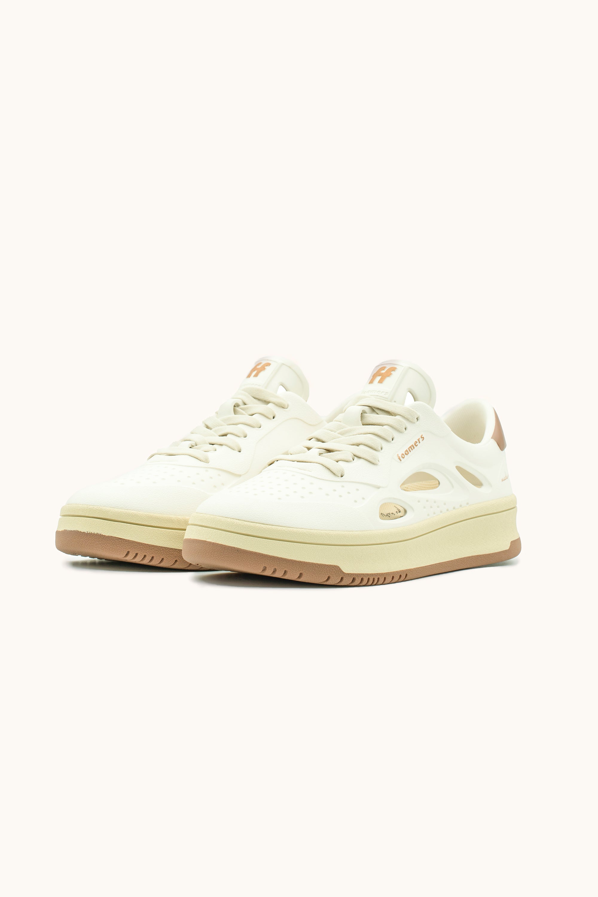 ⚤ Sneakers Foamers ICON OFF WHITE/TAUPE - F2006